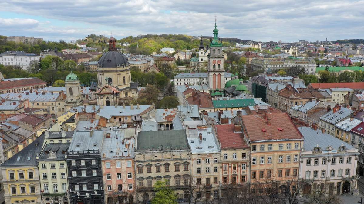 Старе депо перетворять на креативний простір Старе депо перетворять на креативний простір