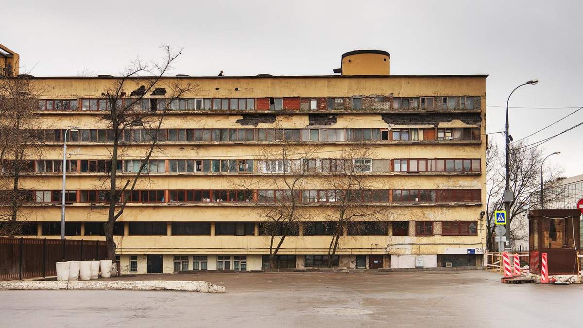 Усі ці будівлі були житловими Усі ці будівлі були житловими
