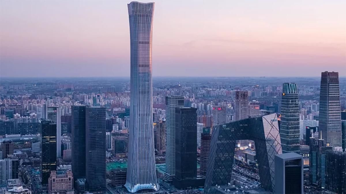 У Китаї збудували один з найвищих хмарочосів світу: вражаючі фото і відео