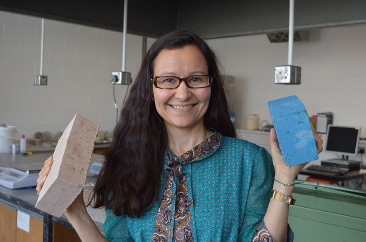 У Шотландії розпочали виробництво еко-цегли, виготовленої з будівельних відходів У Шотландії розпочали виробництво еко-цегли, виготовленої з будівельних відходів