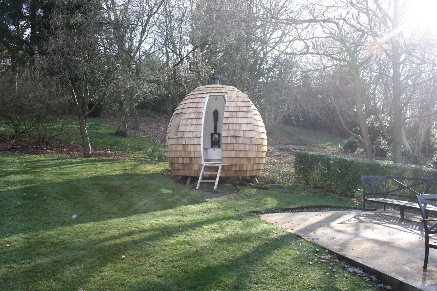 У Великій Британії знайшли ідеальне рішення для роботи з дому: офіс у вигляді яйця – фото 