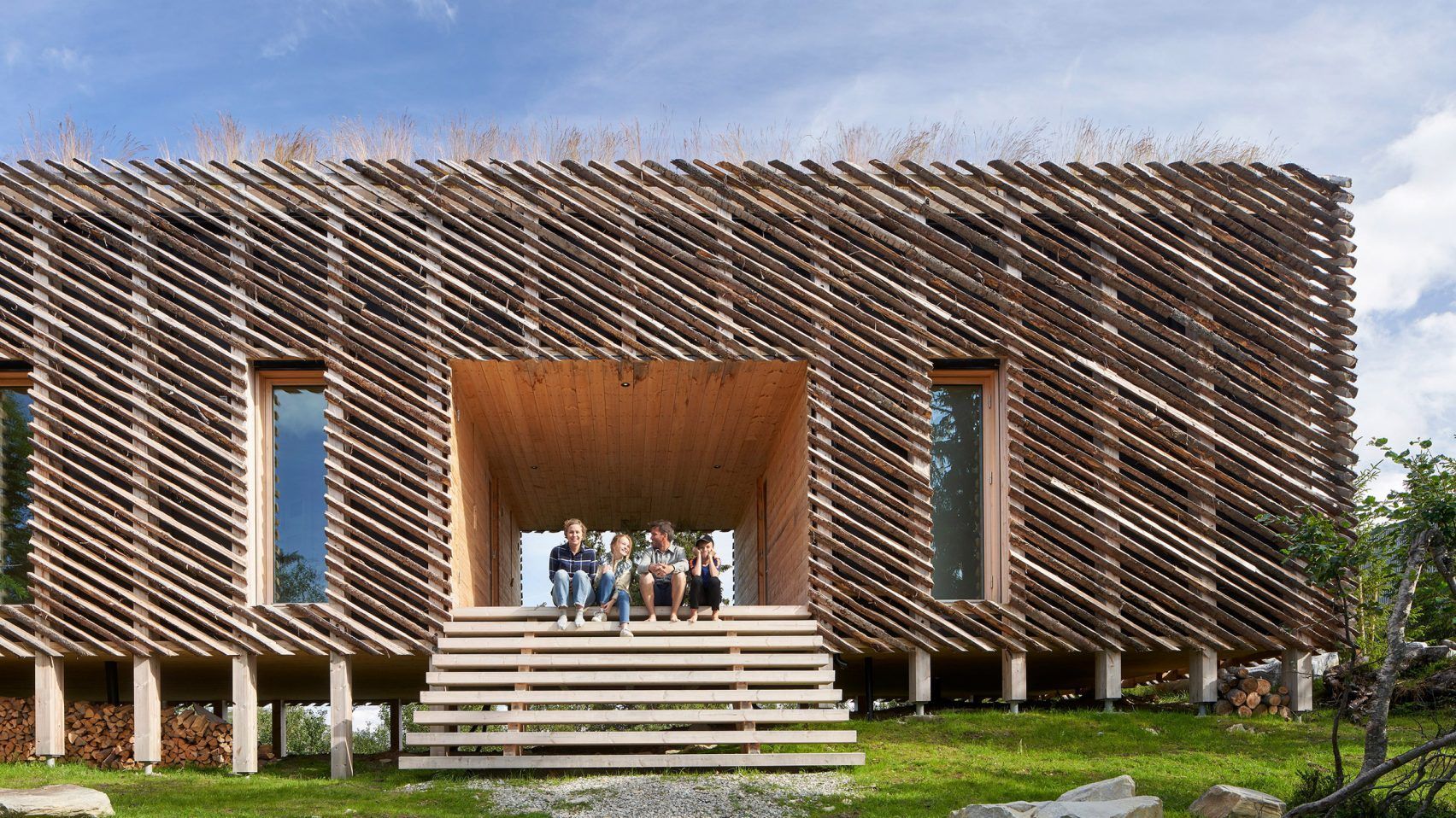 Даже ручка от холодильника: фото полностью деревянного дома из Норвегии Даже ручка от холодильника: фото полностью деревянного дома из Норвегии