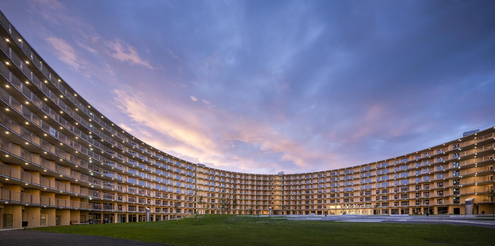 В виде стадиона: в Лозанне строят гигантское круглое общежитие – фото В виде стадиона: в Лозанне строят гигантское круглое общежитие – фото