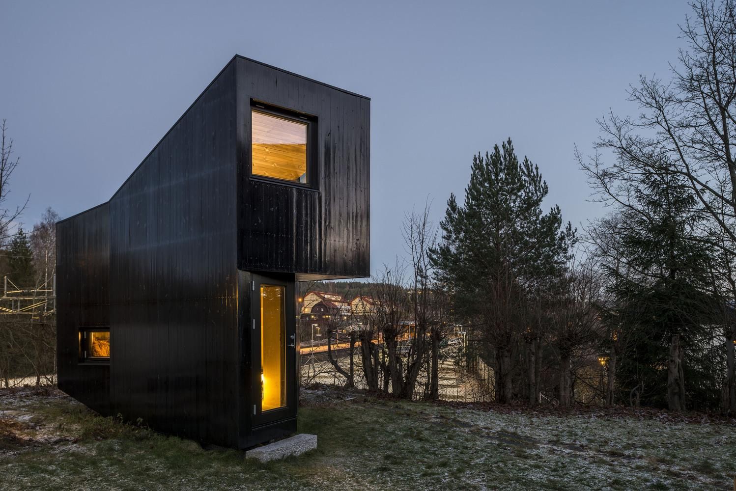 Плоский будинок: додаток до помешкання в стилі хюґе з Норвегії – фото 