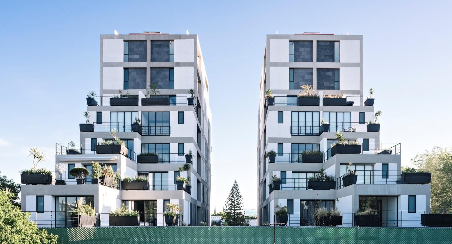 Висячі сади: в Мексиці побудували будинки-близнюки у вигляді сходів – фото  Висячі сади: в Мексиці побудували будинки-близнюки у вигляді сходів – фото