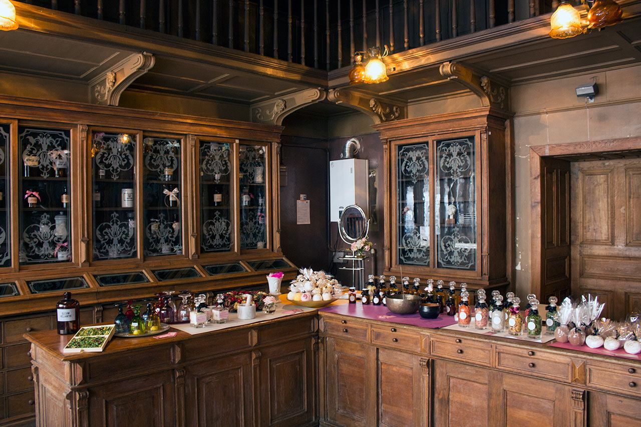 Середньовічна фармацевтика: 10 старовинних аптек Львова – фото 
