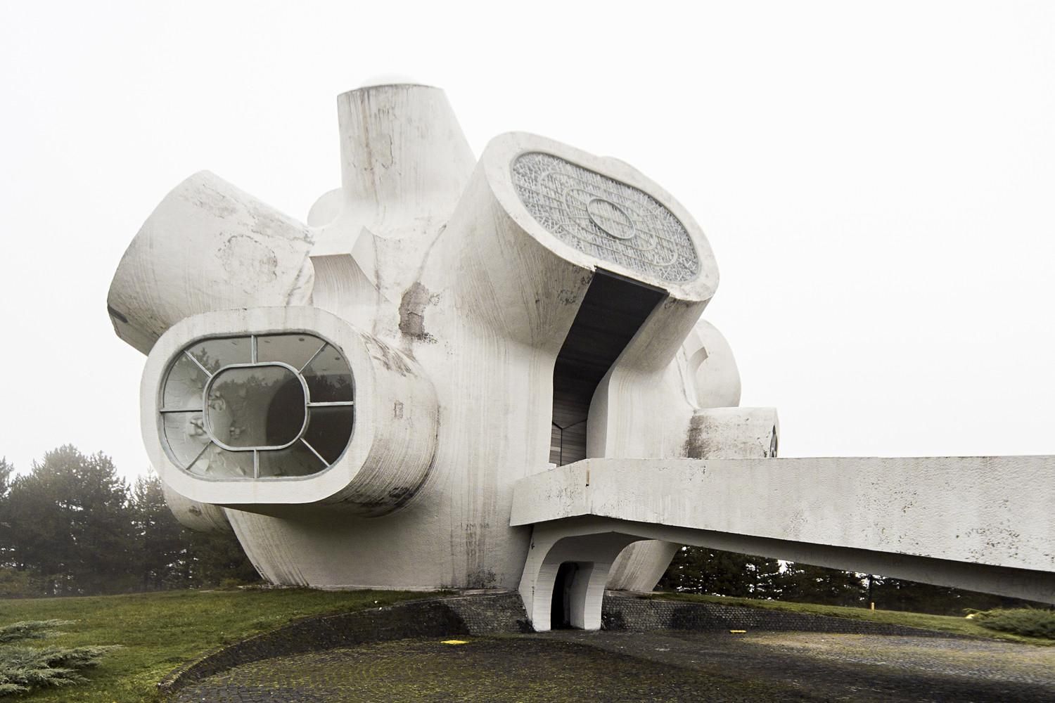 Футуристическая архитектура: фото странных монументальных сооружений 70-х годов