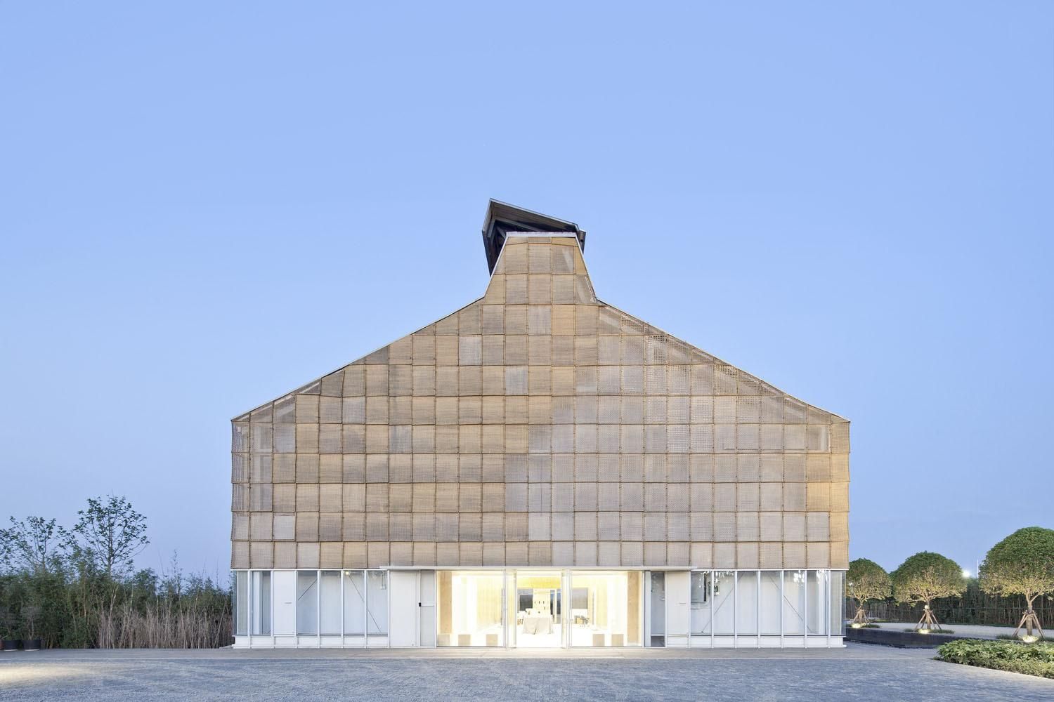 Плетеный фасад: фото экологического офиса, который внешне похож на корзину – фото Плетеный фасад: фото экологического офиса, который внешне похож на корзину – фото