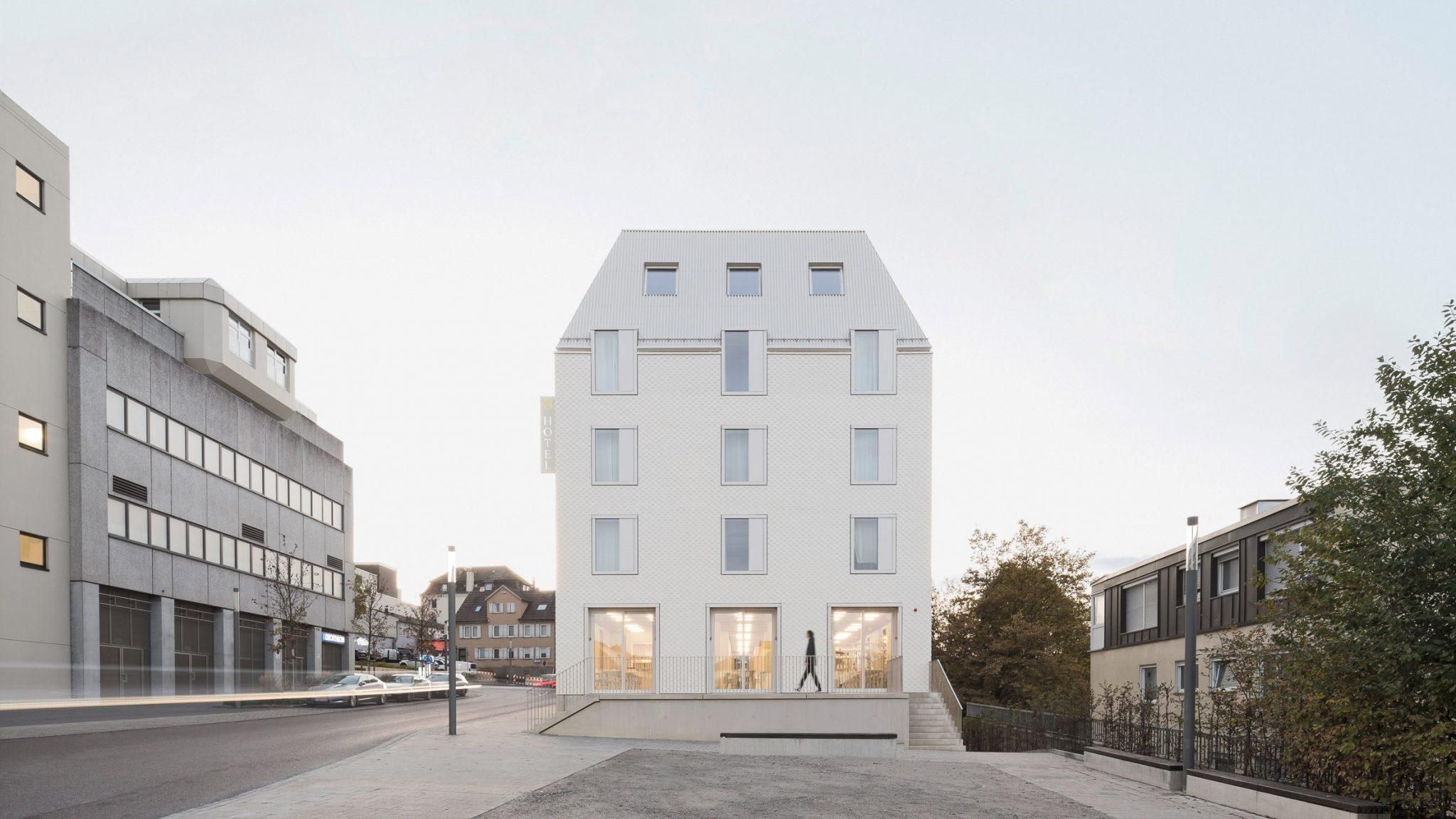 Экологический и белый: в Германии построили инновационный отель – невероятные фото