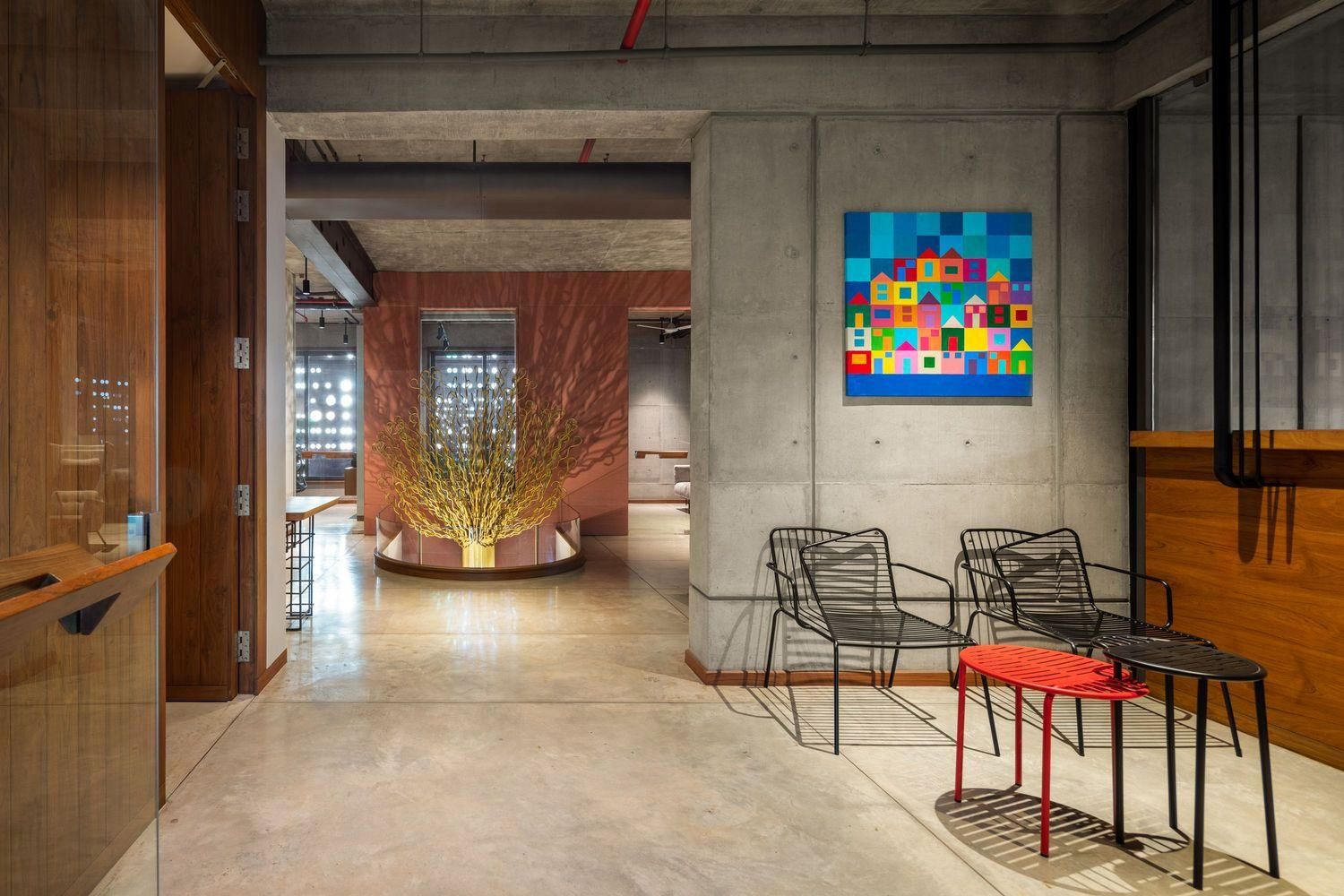 Мов жива: в Індії відкрили кутову офісну будівлю дивної форми – фото  Мов жива: в Індії відкрили кутову офісну будівлю дивної форми – фото