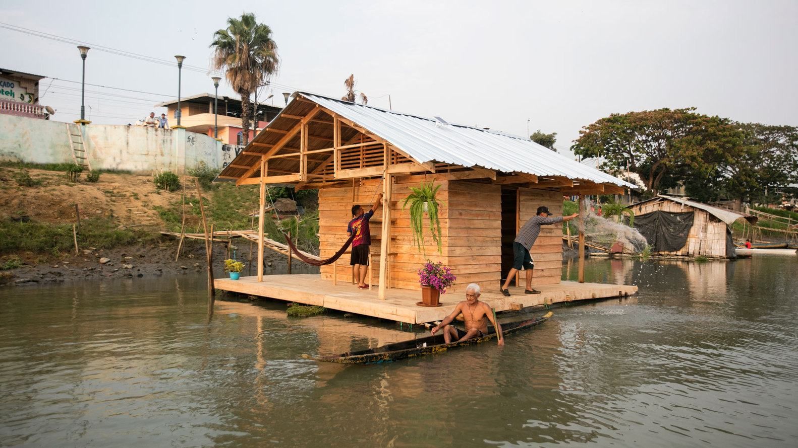 Саморобні будинки на воді: як в Еквадорі зводять модне, але проблемне житло – фото 