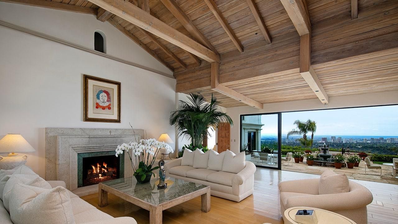 Баскетболіст Леброн Джеймс – будинок спортсмена, фото і історія Баскетболіст Леброн Джеймс – будинок спортсмена, фото і історія