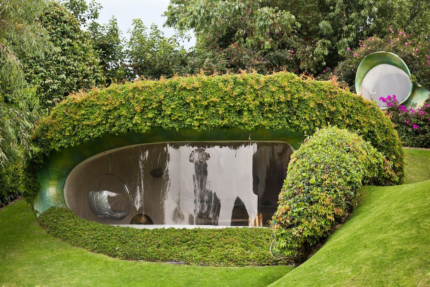 Комфорт в кролячій норі: архітектор побудував сучасний екологічний будинок в землі – фото  Комфорт в кролячій норі: архітектор побудував сучасний екологічний будинок в землі – фото