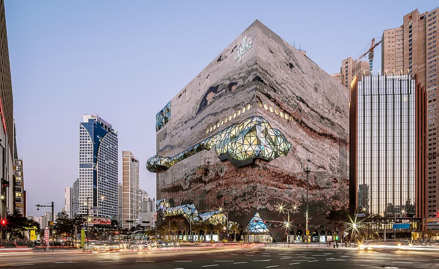 Архітектурне видовище: фото нового торгового центру біля Сеула заворожують