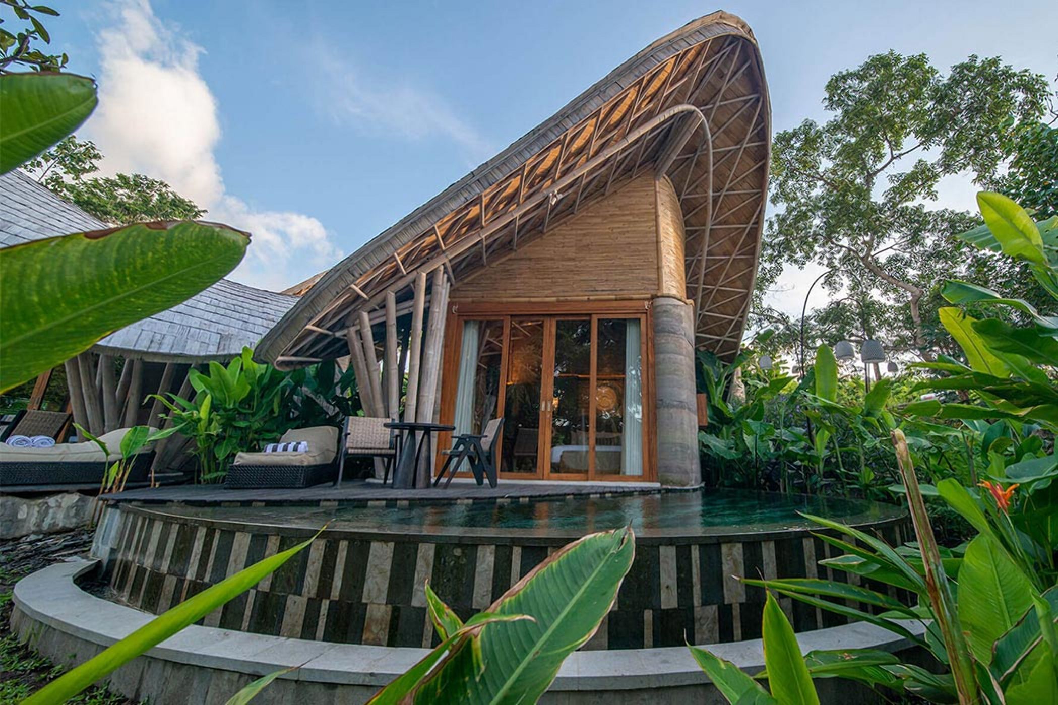Гармонія еко та лакшері: на Балі відкрили готель для райського відпочинку – фото