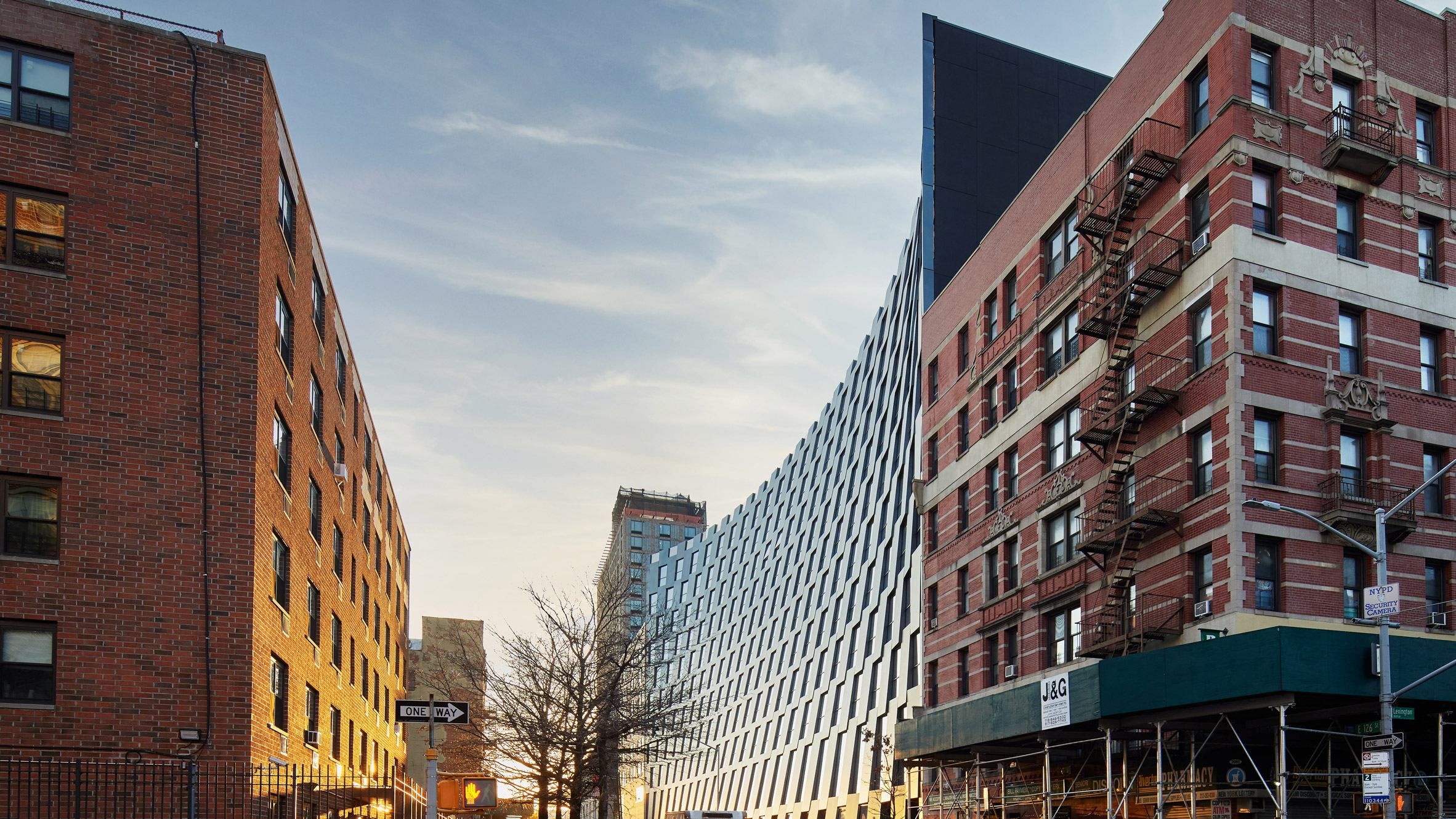 Будинок, який не забудеш: у Нью-Йорку збудували неймовірний житловий комплекс – фото Будинок, який не забудеш: у Нью-Йорку збудували неймовірний житловий комплекс – фото