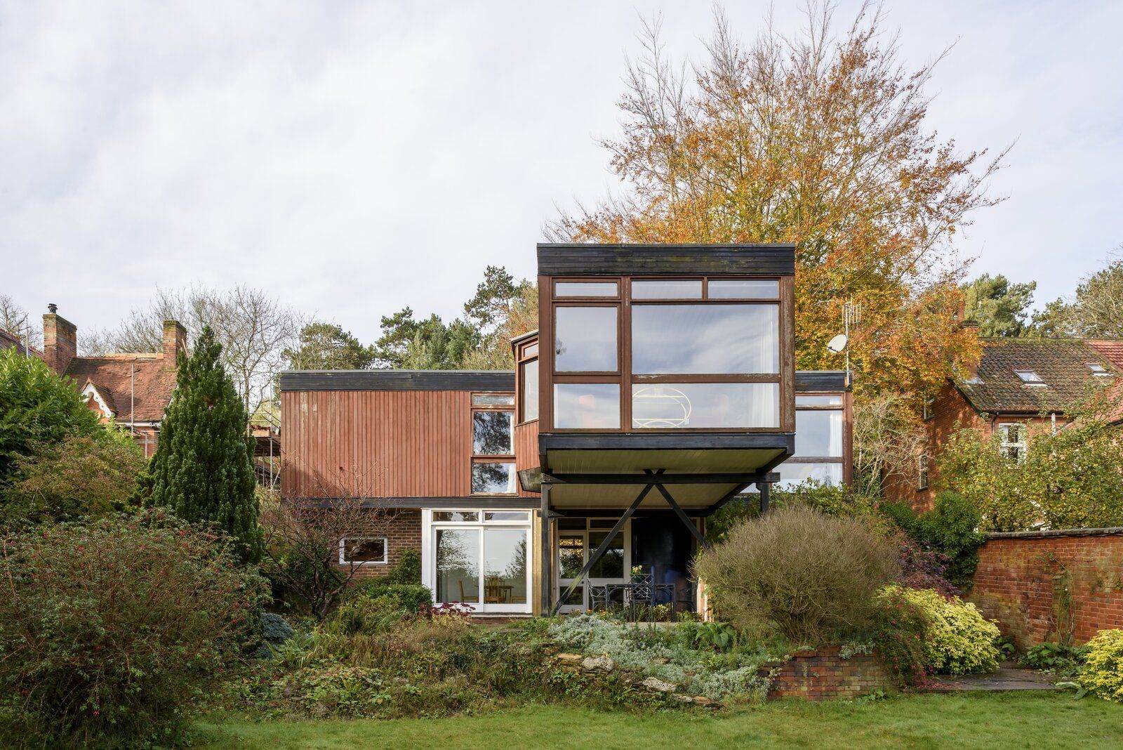 Модульний затишок посеред середньовічних вулиць: фото звабливого будинку в Оксфорді  Модульний затишок посеред середньовічних вулиць: фото звабливого будинку в Оксфорді