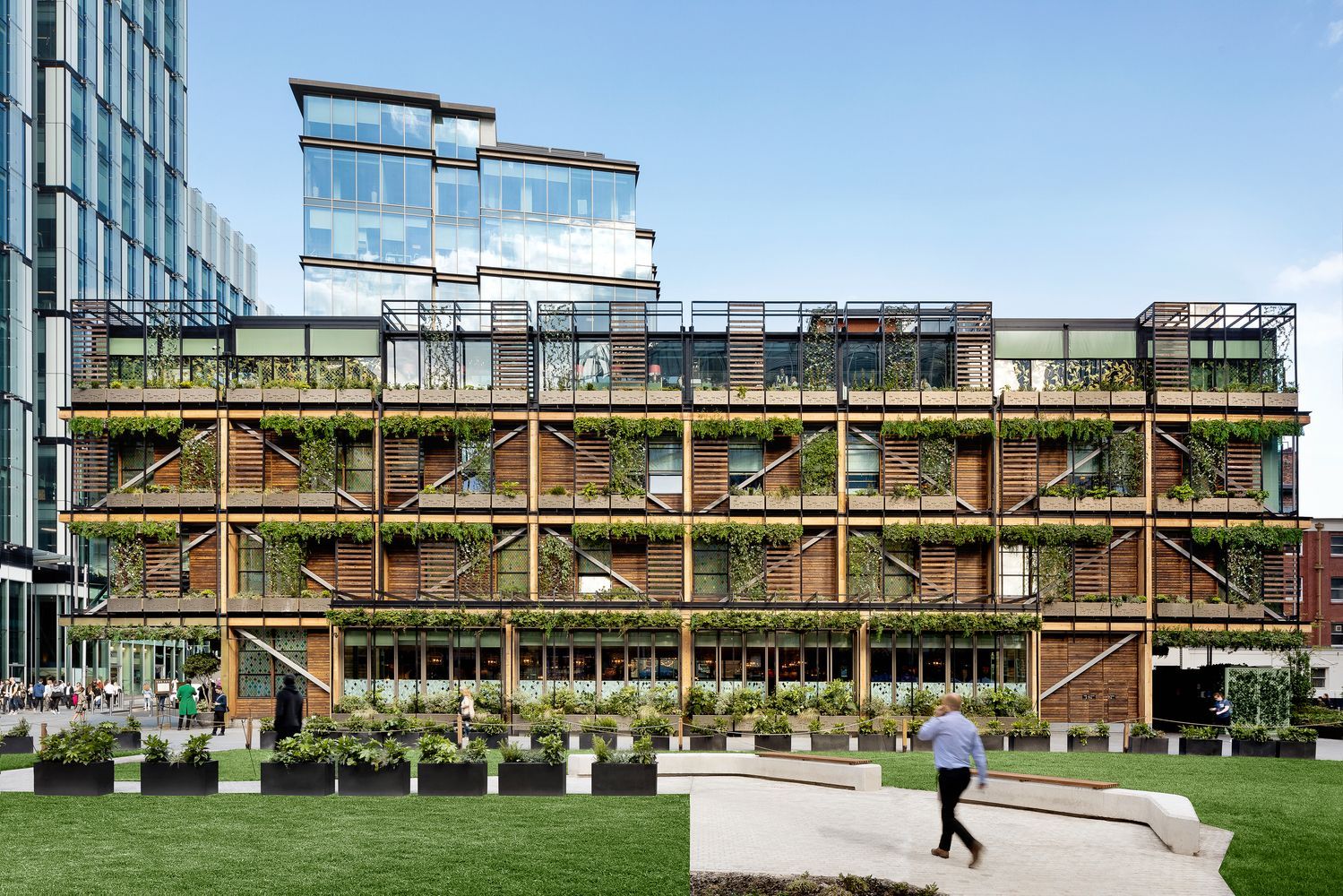 Джунглі ділового Манчестера: новий багатофункціональний комплекс у Великій Британії – фото Джунглі ділового Манчестера: новий багатофункціональний комплекс у Великій Британії – фото