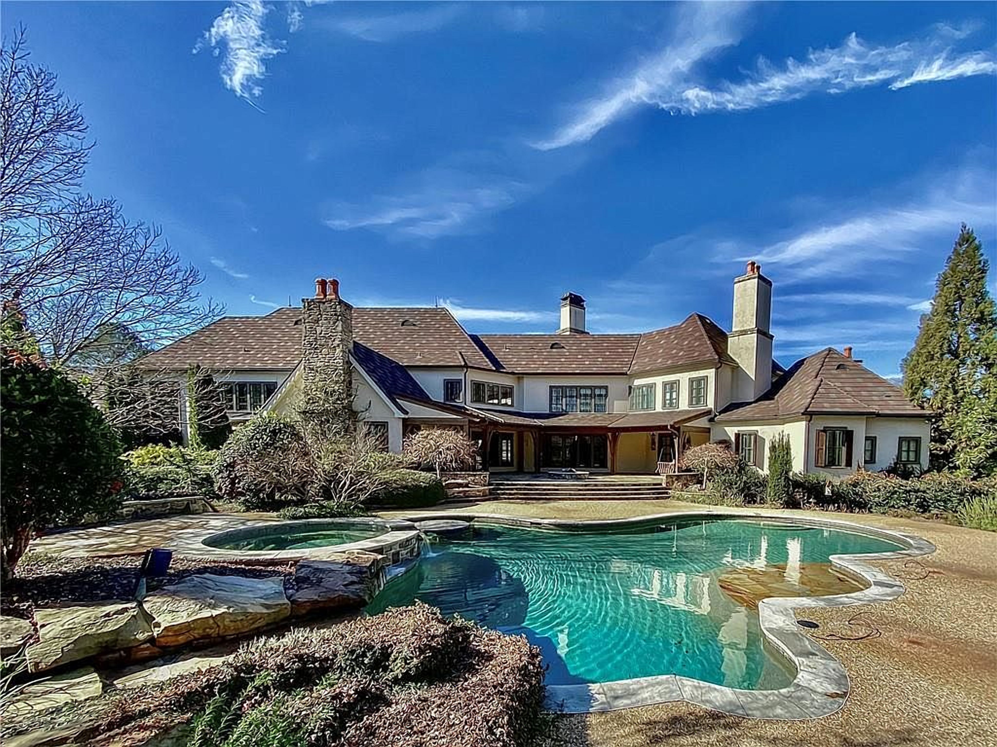 Дуэйн "Скала" Джонсон несет убытки из-за недвижимости в Джорджии – фото поместья Дуэйн "Скала" Джонсон несет убытки из-за недвижимости в Джорджии – фото поместья