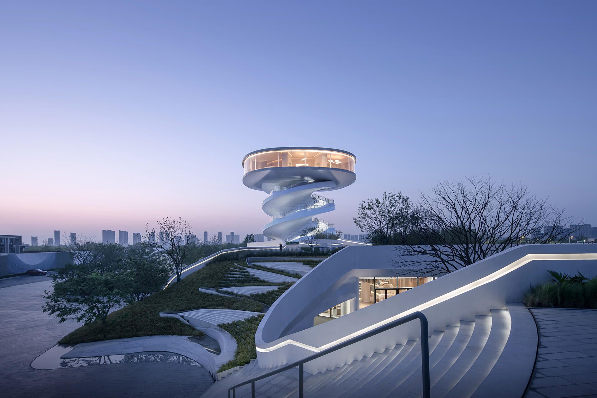 Дизайн, который черпает вдохновение из воды и неба: новый общественный центр в Китае – фото 