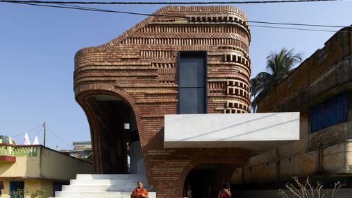 Кераміка та стара цегла: дивовижна реконструкція традиційної споруди в Індії – фото 