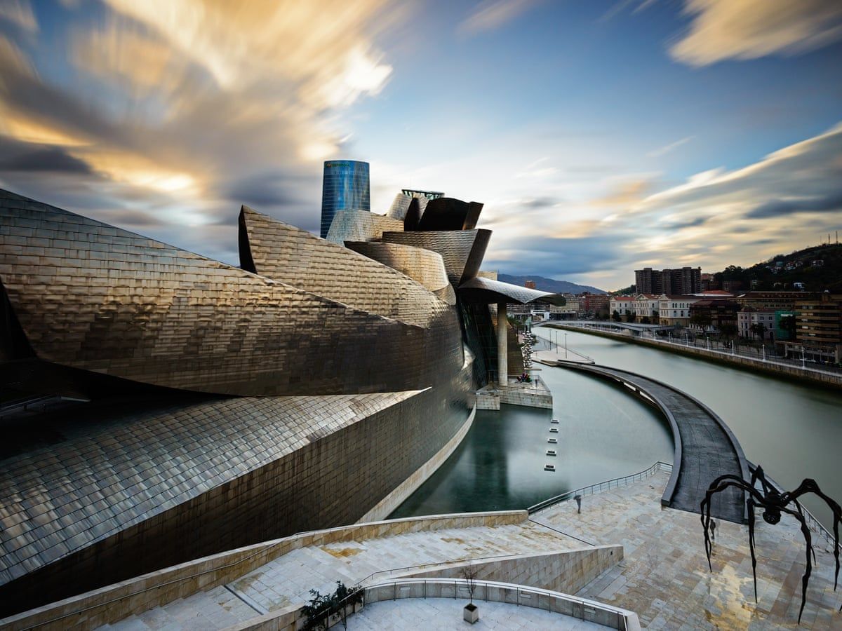 Колоссальное сооружение и величие современности: уникальный музей в стране басков – фото 