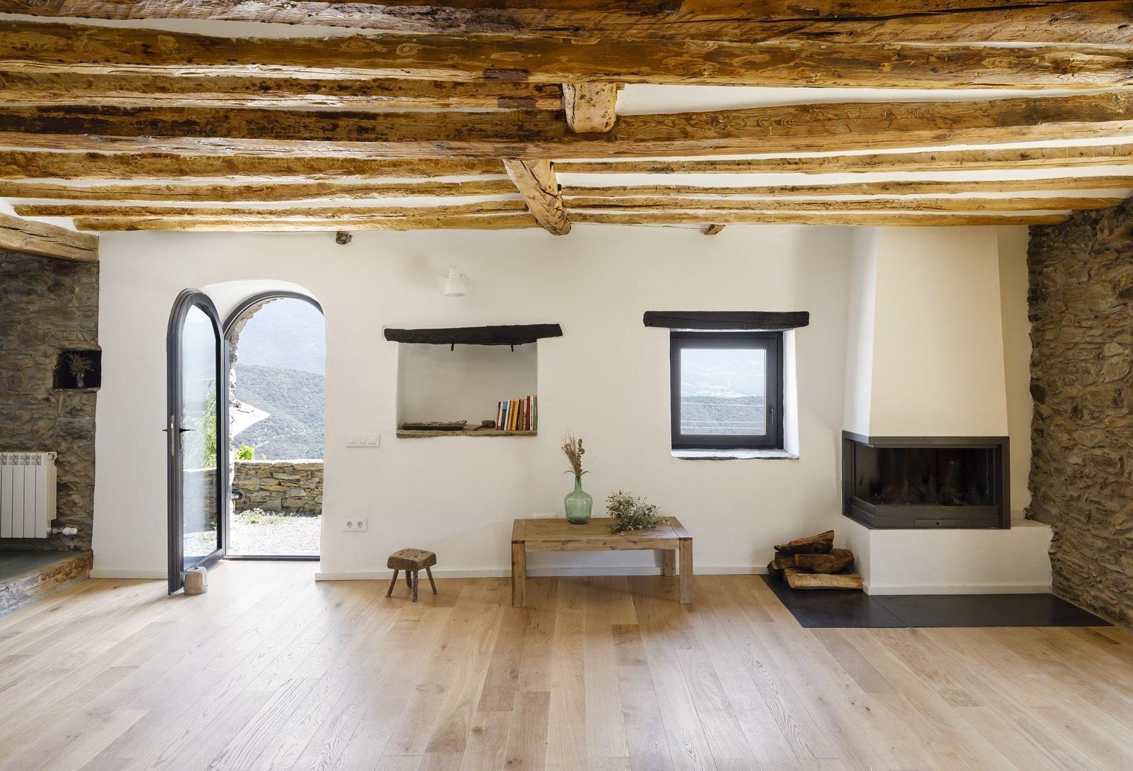 Ідеальна реставрація: як в Іспанії реконструювали стару фермерську віллу
Ідеальна реставрація: як в Іспанії реконструювали стару фермерську віллу