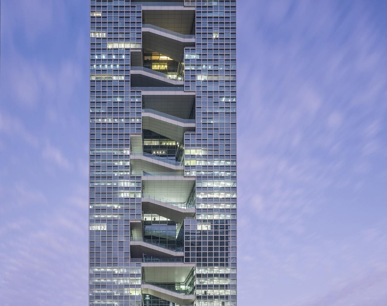 Унікальна перспектива: неймовірна офісна будівля у Китаї 
