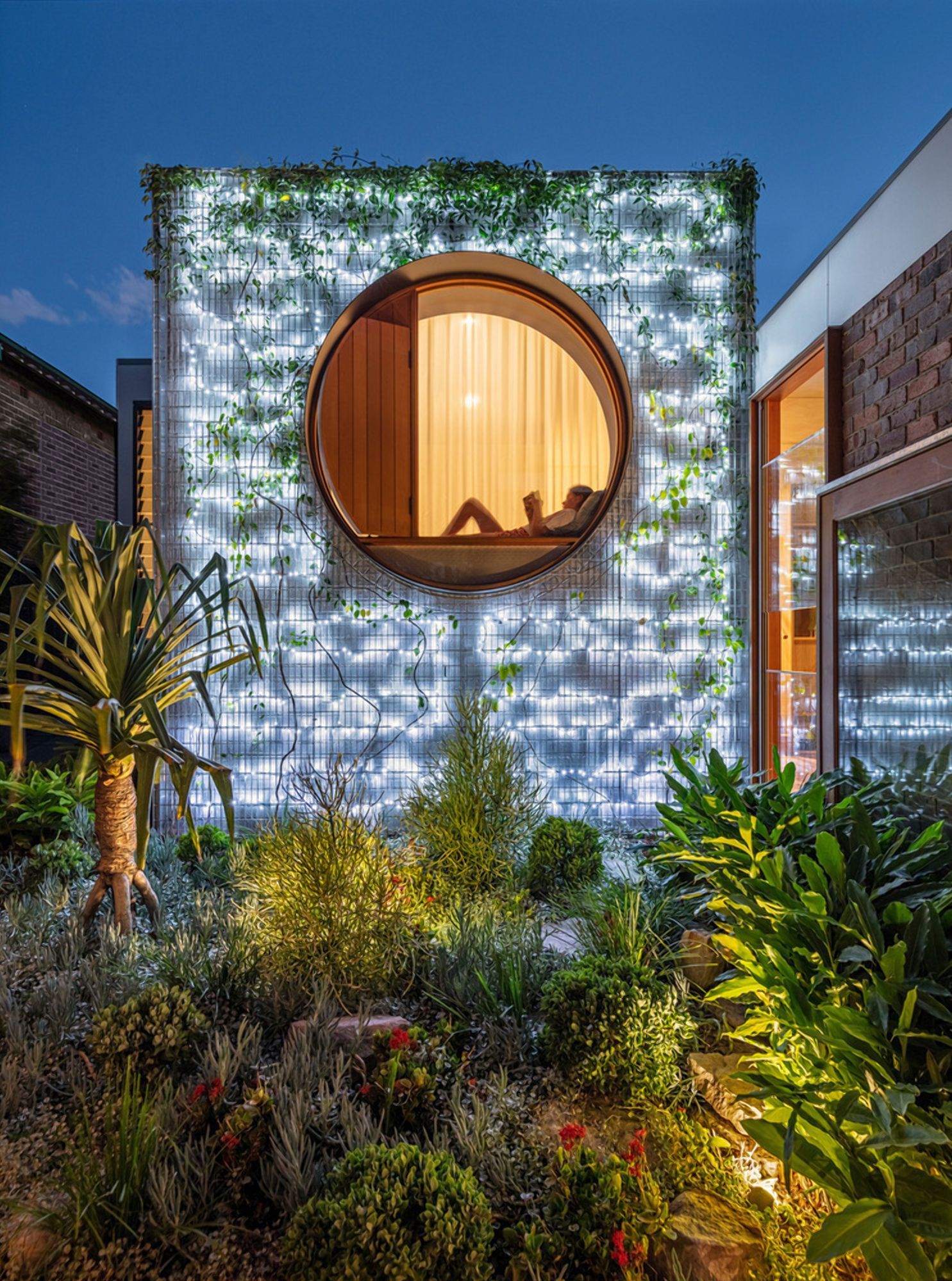 Избушка аниме: невероятная архитектурная форма дома в Сиднее 