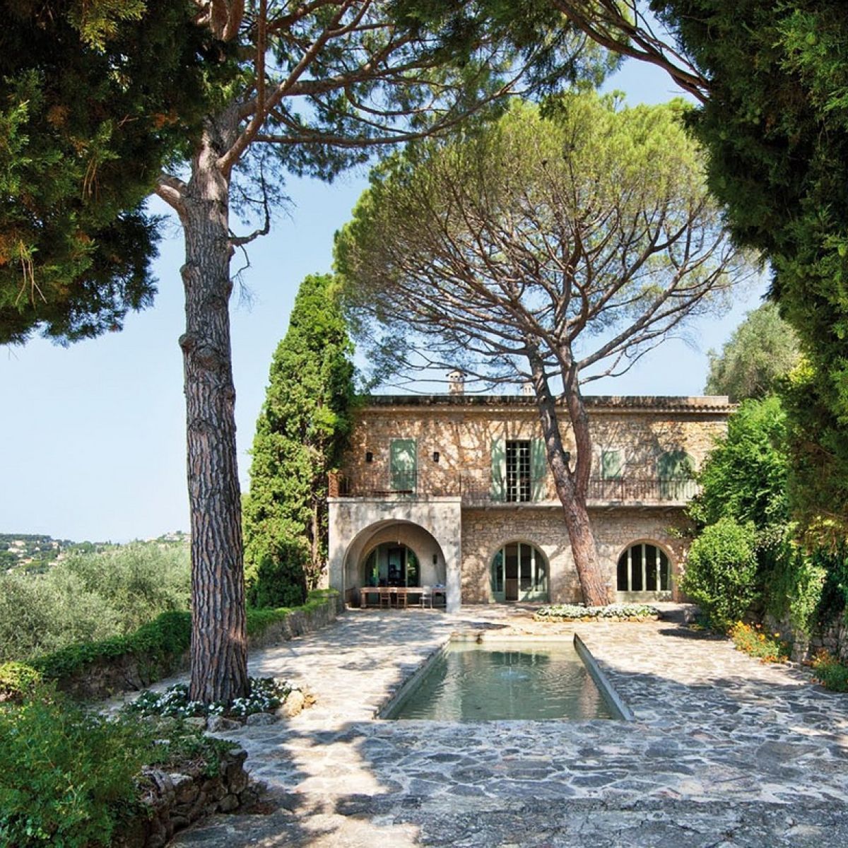 Приют иконы искусства: как выглядит волшебный дом легендарного Пикассо Приют иконы искусства: как выглядит волшебный дом легендарного Пикассо