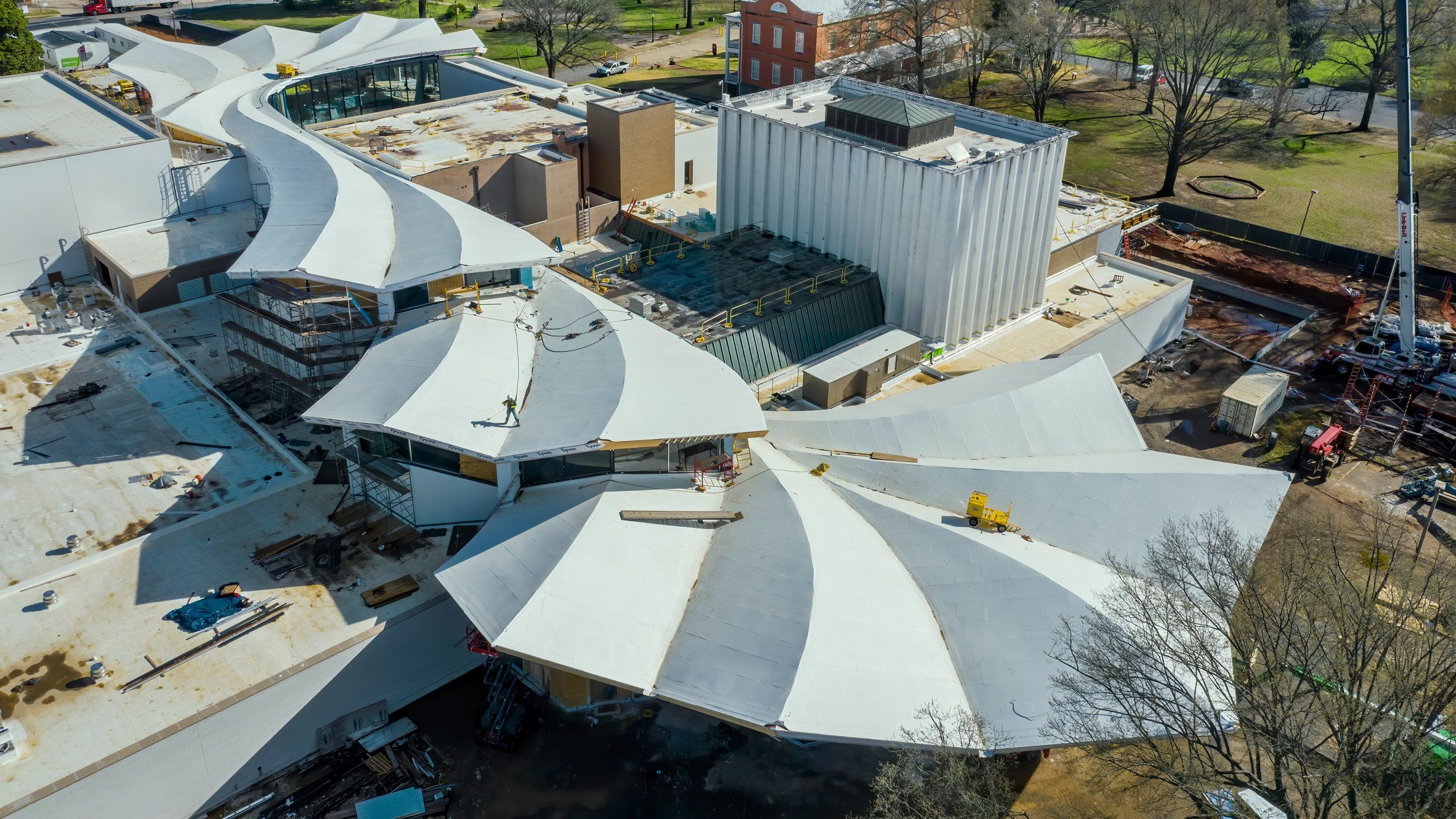 Крылья удивительной птицы: музей Арканзаса получит новую волшебную крышу и обновленный дизайн 