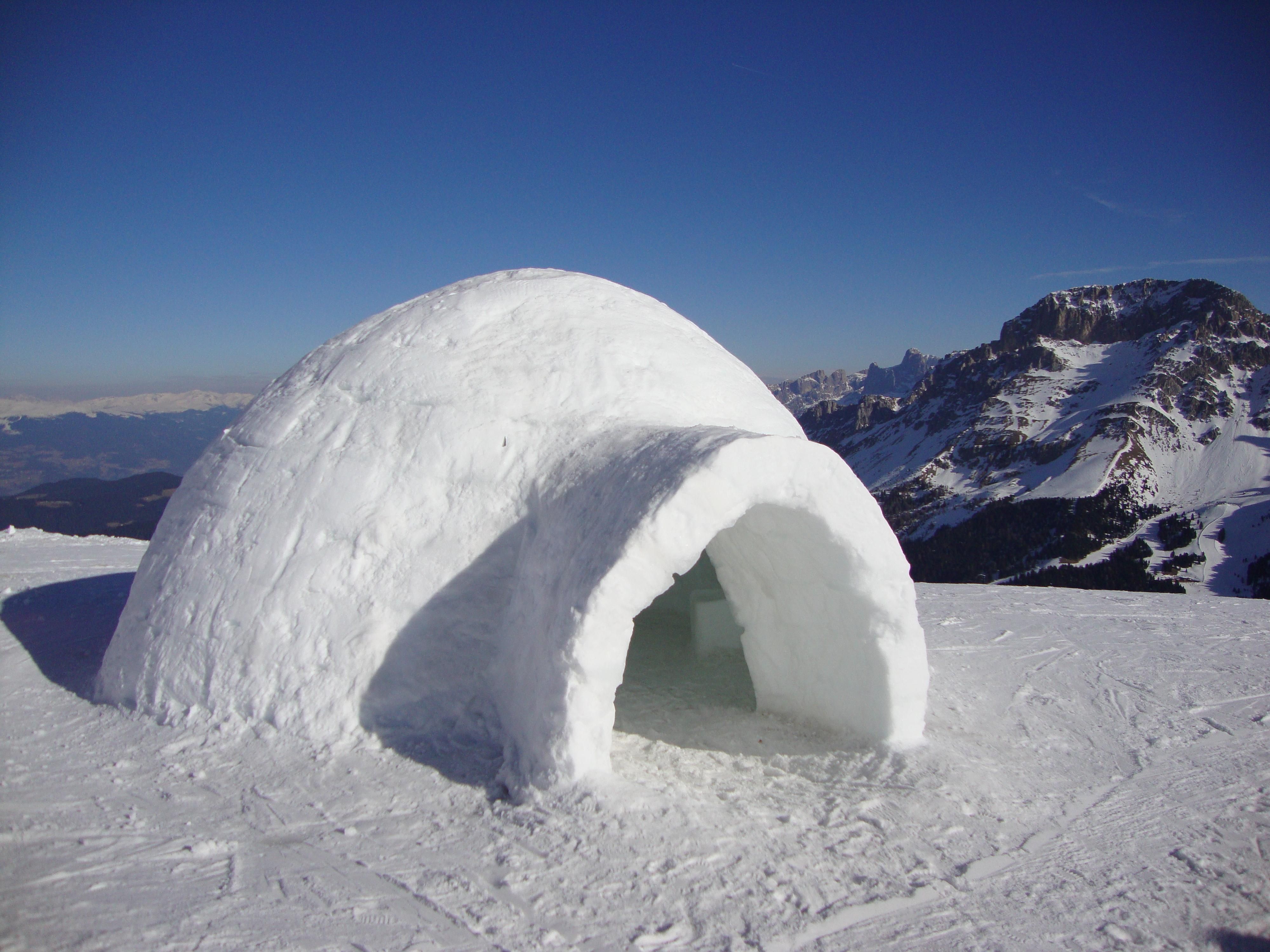  Иглу – ледяной дом в котором живут эскимосы