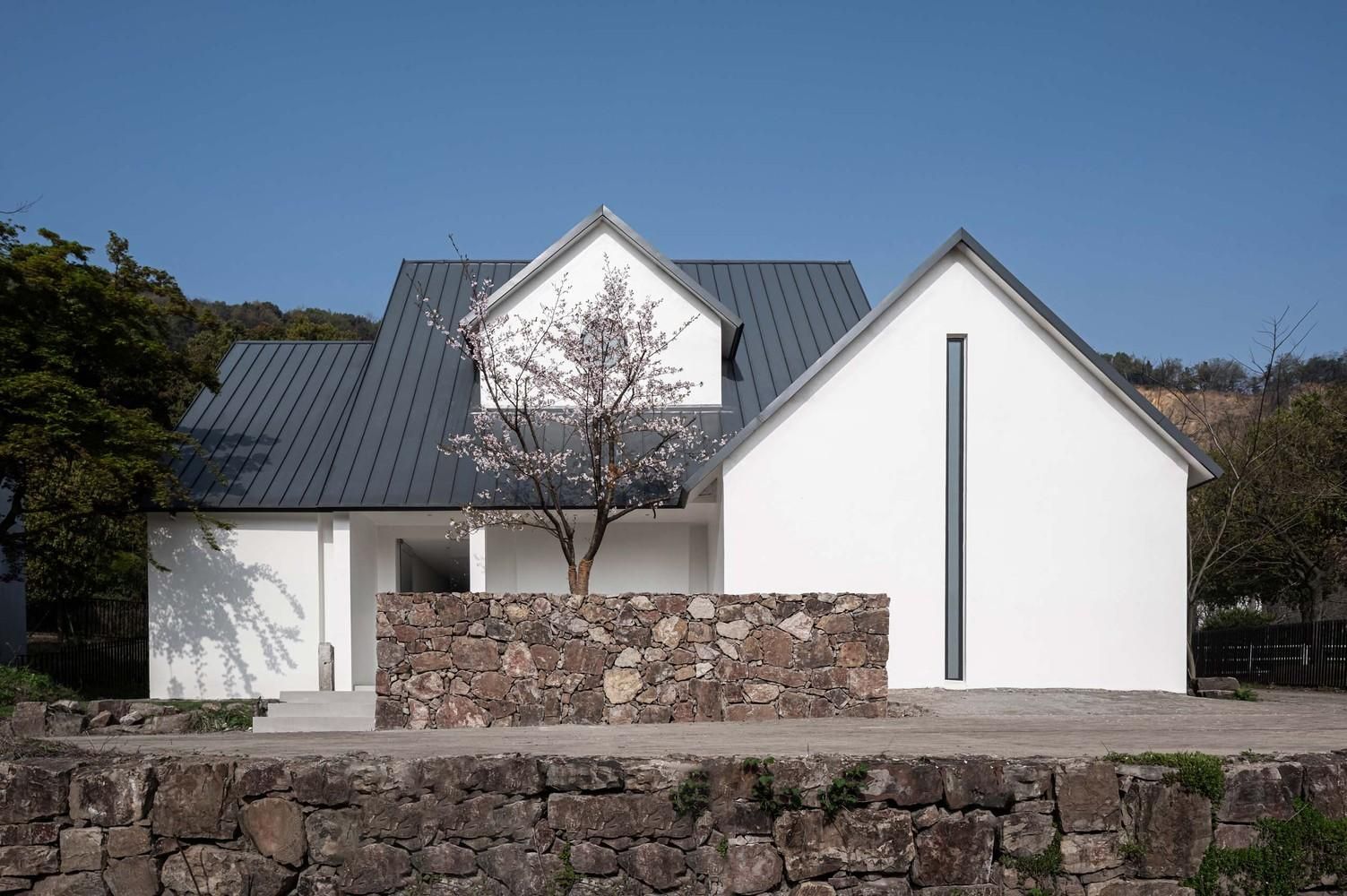 Работа на природе: в Китае спроектувалы невероятный офис среди гор Работа на природе: в Китае спроектувалы невероятный офис среди гор