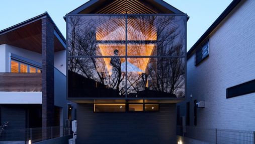 Японский минимализм: функциональное сочетание стекла и дерева 