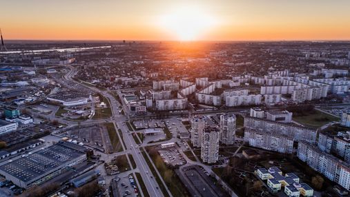 В яких областях України найнижчі ціни на одно- та багатокімнатні квартири: аналіз ринку 