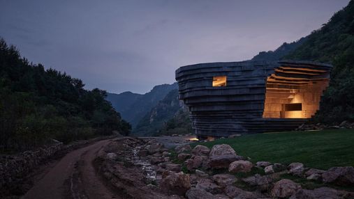 Єднання з природою: у Китаї побудували концертний зал посеред гір